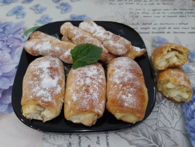 Пышные булочки с творожной начинкой