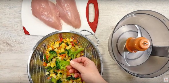 Успейте приготовить: куриные котлеты за 15 минут