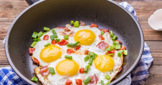 Как правильно использовать яйца: советы по мытью, хранению и приготовлению