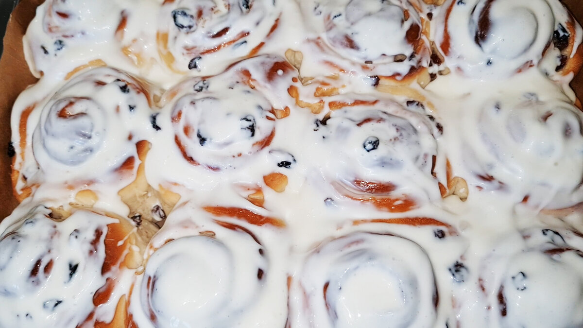 Сладкое наслаждение: Как приготовить воздушные синнабоны с начинкой