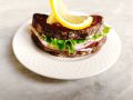 Вкусный перекус на каждый день: бутерброд с индейкой