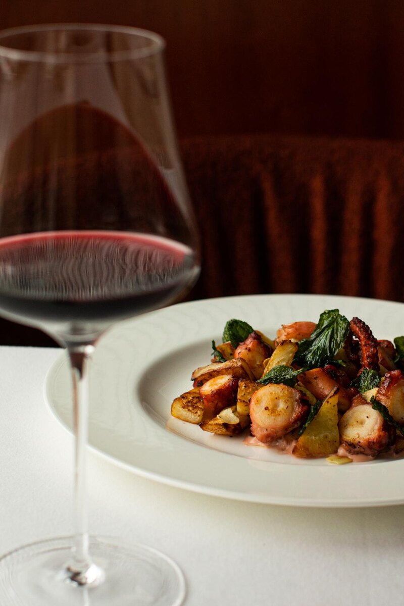 Вина без снобизма: секреты успешной винной карты от бренд-сомелье Lucky Group