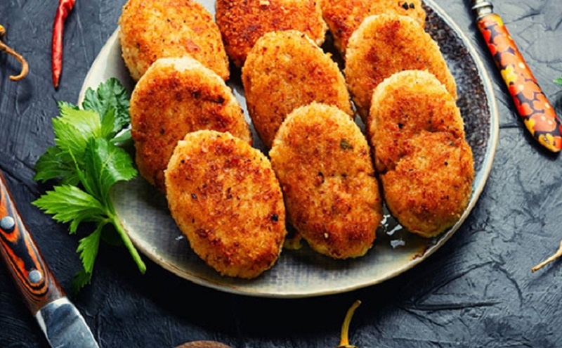 Нежные куриные котлеты без хлеба: секрет идеальной сочности