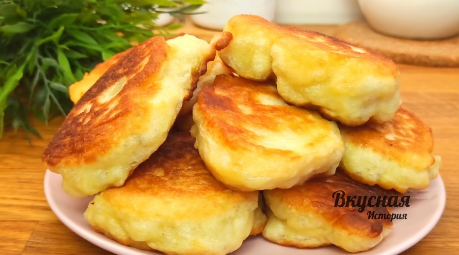 Об irresistible: Пышные оладьи без кефира и яиц, которые исчезают за мгновение