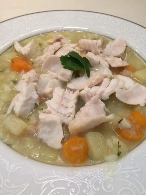 Вкусный способ порадовать себя: уха из лосося