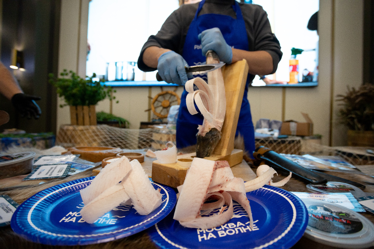 Дегустация северных рыб: уникальные деликатесы на рыбном рынке