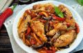 Угостите себя: куриные крылышки в кисло-сладком соусе с овощами для настоящих гурманов