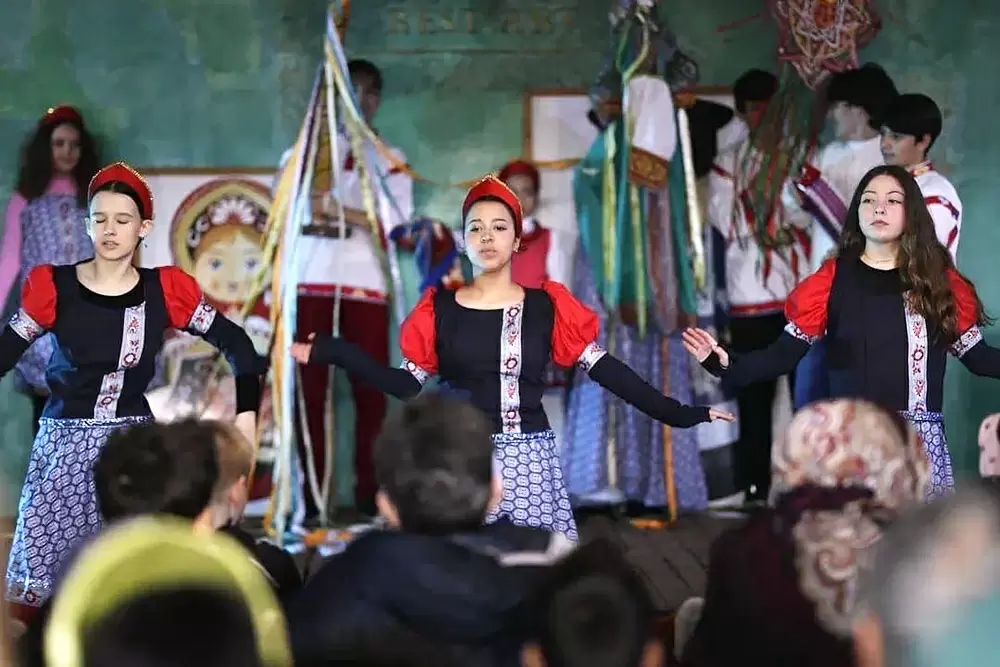 Масленица в Тунисе: блины, балет и редкая гречка