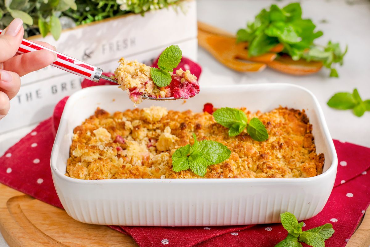 Ягодный крамбл на любой вкус: идеальный десерт для уютного вечера