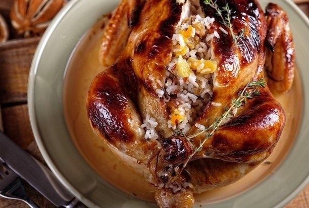 Кулинарный шедевр: курица с рисом и сухофруктами на вашем столе