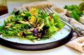 Салат с хрустящим сыром: легкость и вкус в каждой порции