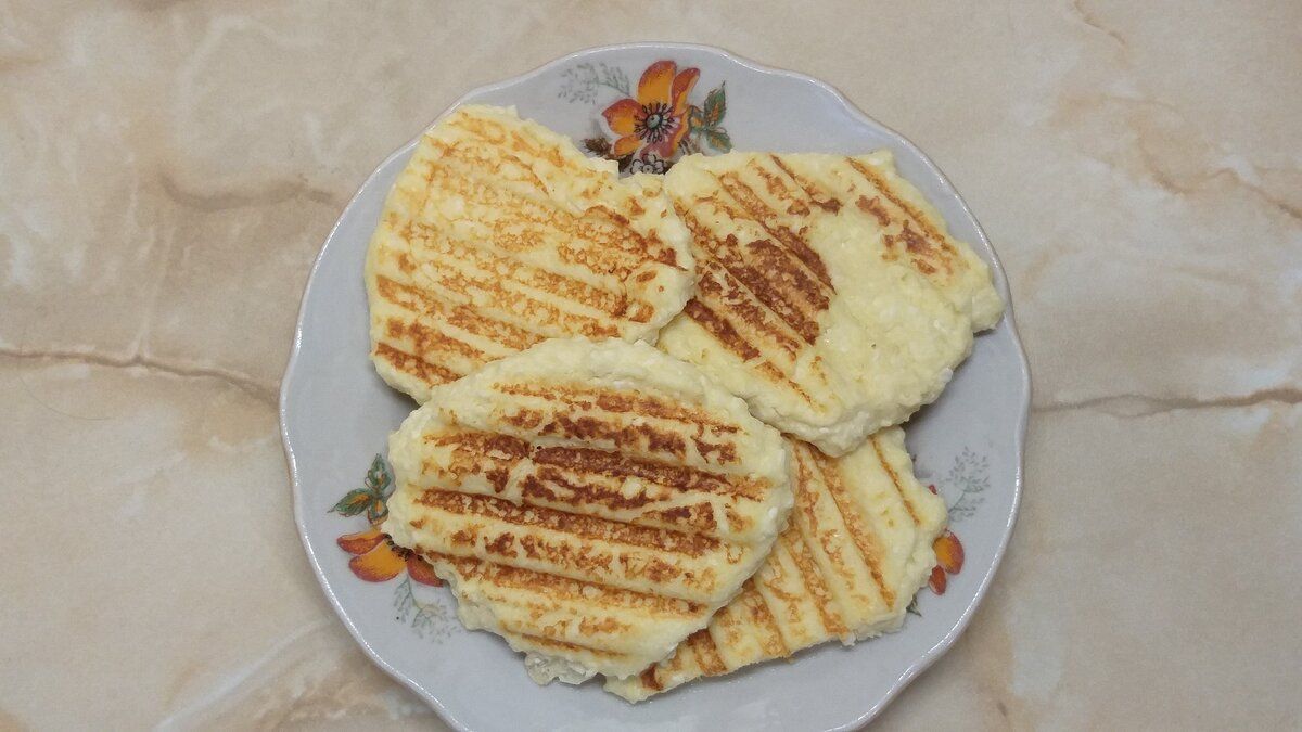 Нежные сырники с рисовой мукой на гриле: идеальный завтрак